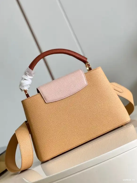 WIS CAPUCINES LOUIS VUITTON MM 0507